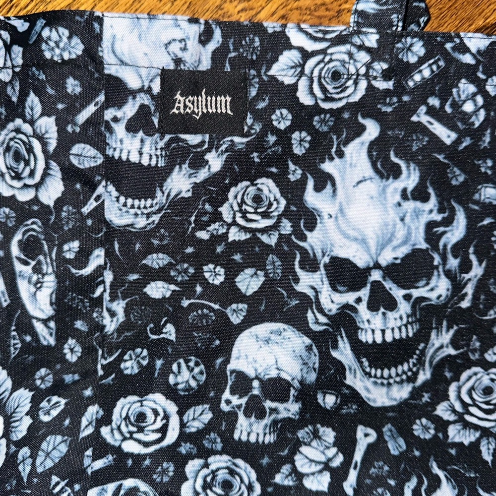 Asylum Black White Skull Print Tote Bag - Brand New - Picture 2 of 2